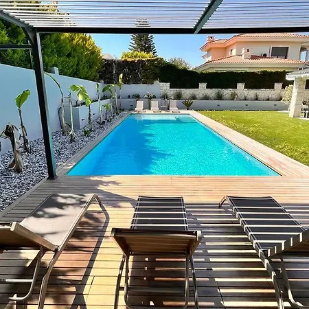 Otel Sakin Ve Huzurlu Bir Tatil Icin… Çeşme